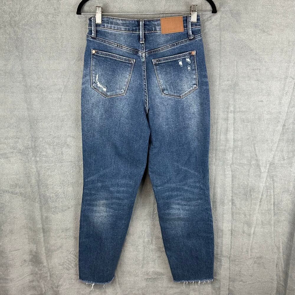 Judy Blue Jeans Womens 3/26 Blue Slim Fit Medium Wash Distressed Raw Hem Whisker - Picture 6 of 14